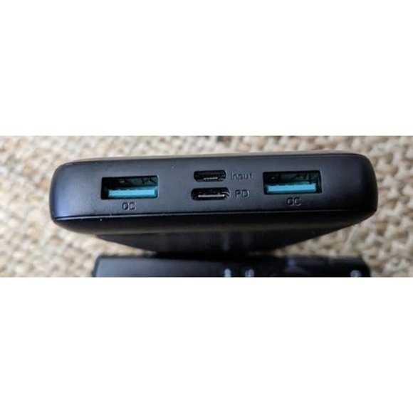 Portable Charger Power Bank 30,800mAh LCD Display Power Bank,25W Fast Charging - Picture 2 of 2